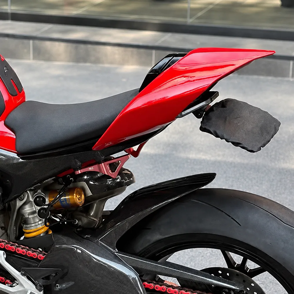 Panigale License Plate Holder detail 5