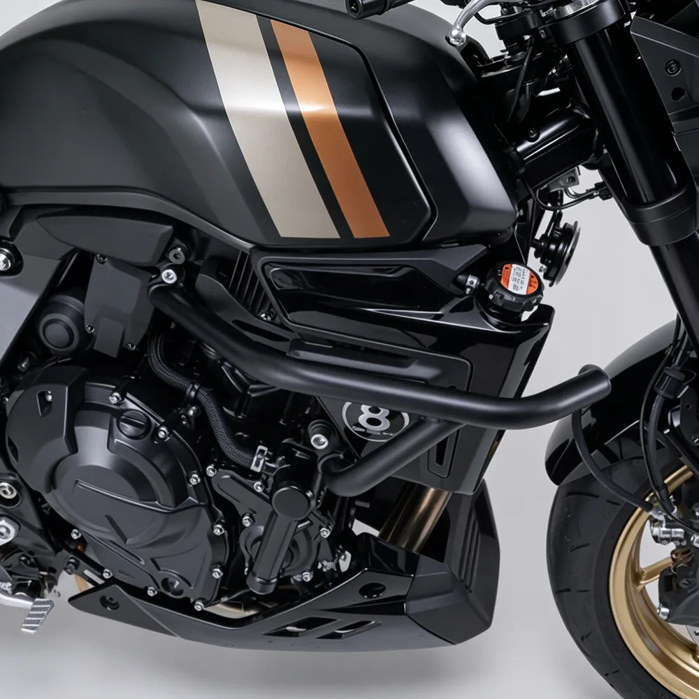 GSX-8T / GSX-8TT Crash Bars detail 4